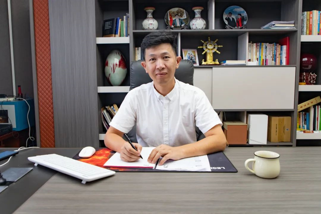 人物专访|坚守选择 把梦想照进现实